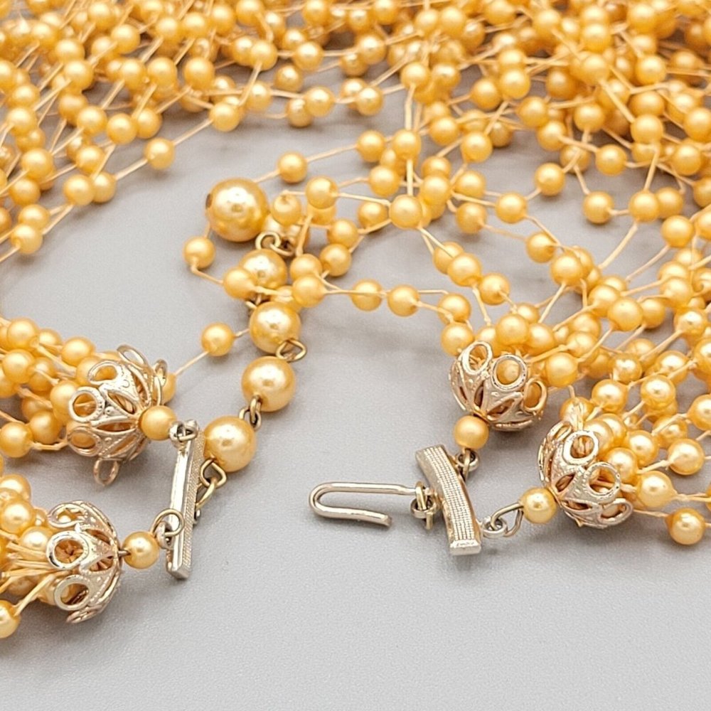 Womens Orange Simulated Pearls Multi Strand Necklace Made in Hong Kong Vtg 16 in - Picture 5 of 7